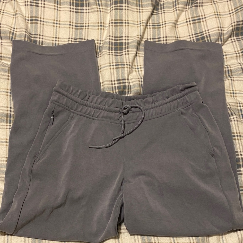 Athleta Seasoft Crop Pants